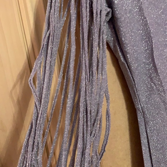 HOST PICK❣️Women’s Fringe Sleeve Glitter Dress Sz XS - Picture 4 of 9